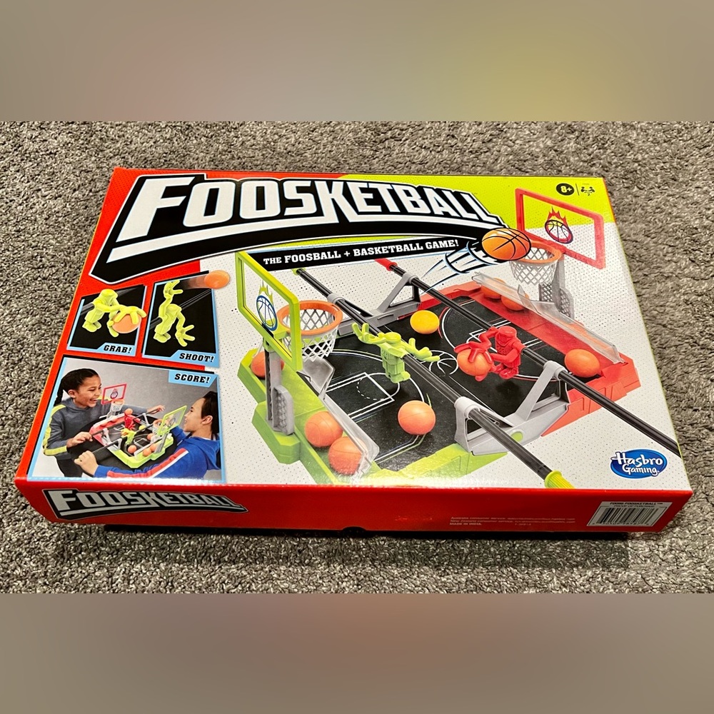 EUC Foosketball Game by Hasbro with all parts, instructions and box